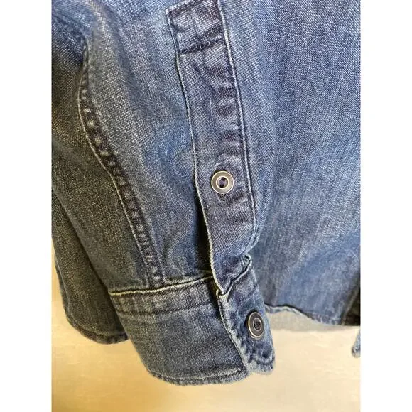 Levi’s Casual Blue Button Down Denim Long Sleeve Women’s Shirt EUC Sz M Cotton - Picture 4 of 12